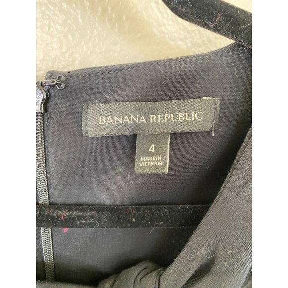 Banana Republic Womens Black Sleeveless Bow Detail Sheath Dress 4 Viscose Blend - Picture 3 of 7